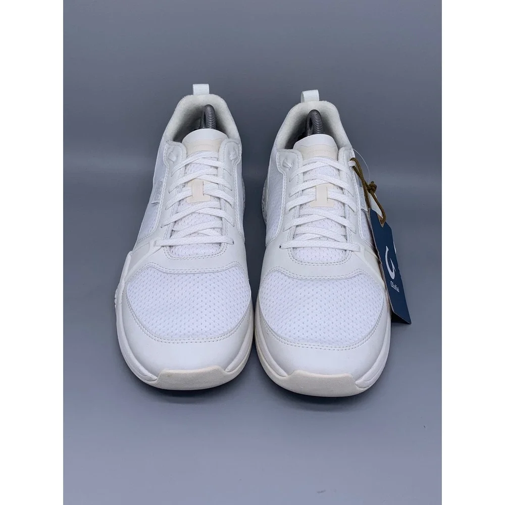 OluKai anau white